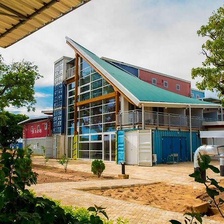 Dunia Hotel Ouagadougou Loumbila Bagian luar foto