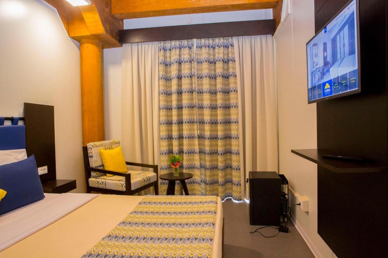 Dunia Hotel Ouagadougou Loumbila Bagian luar foto